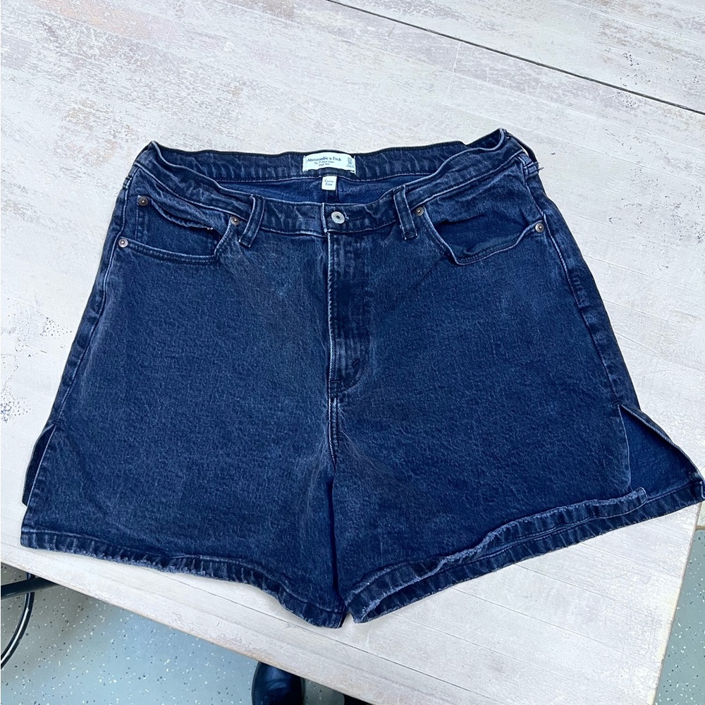 Abercrombie & Fitch Dark Wash Denim Jean Shorts